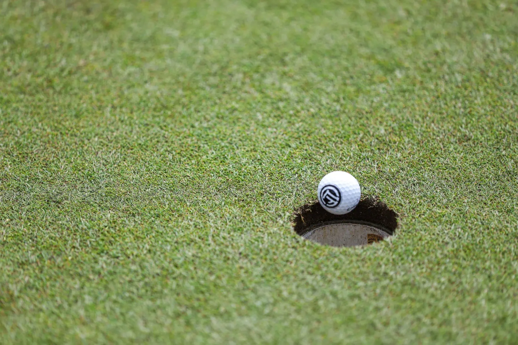 Magliaso: torneo FC Lugano Golf Trophy. Nella foto, un momento durante il torneo.
© Ti-Press / Mattia Martegani Magliaso: torneo FC Lugano Golf Trophy. Nella foto, un momento durante il torneo.
© Ti-Press / Mattia Martegani