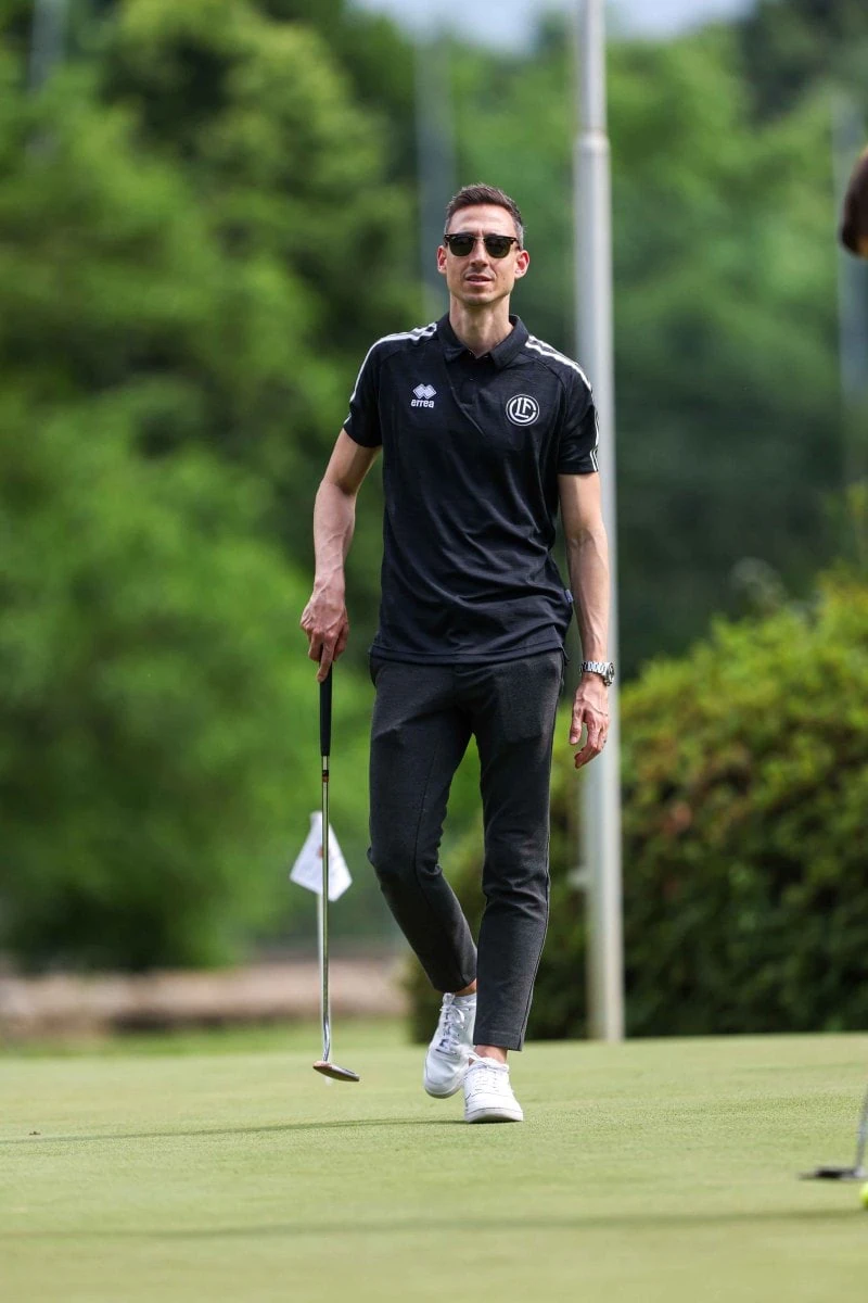 Magliaso: torneo FC Lugano Golf Trophy. Nella foto, un momento durante il torneo.
© Ti-Press / Mattia Martegani Magliaso: torneo FC Lugano Golf Trophy. Nella foto, un momento durante il torneo.
© Ti-Press / Mattia Martegani