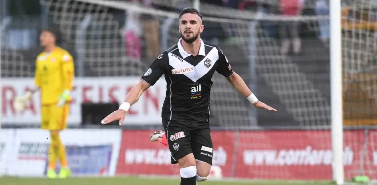 Armando Sadiku vestirà nuovamente bianconero