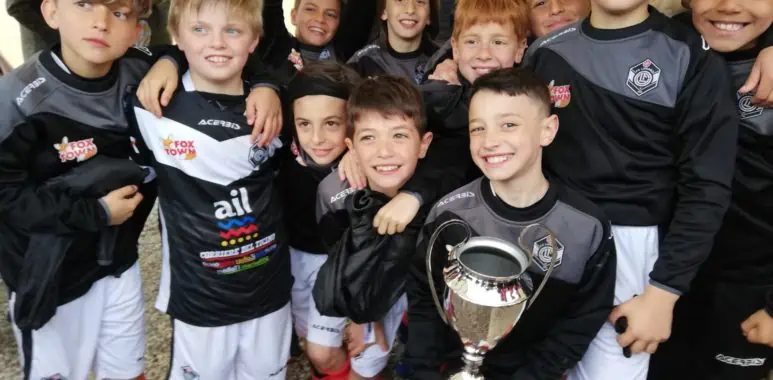 Team 10 conquista la qualificazione alla fase finale del Champions Cup