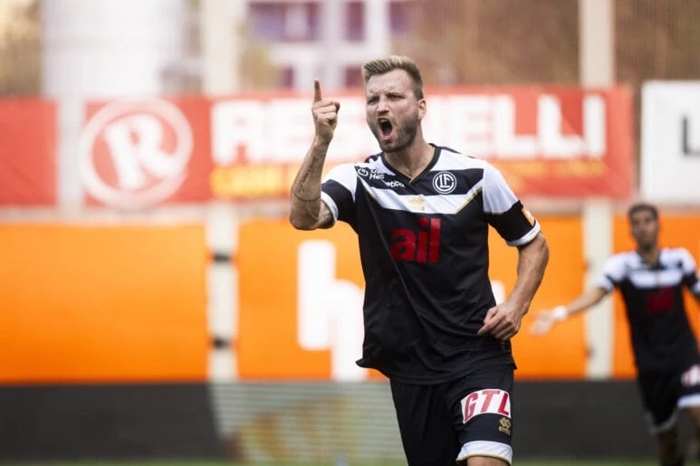 Finisce in parità la sfida tra le miss Conference