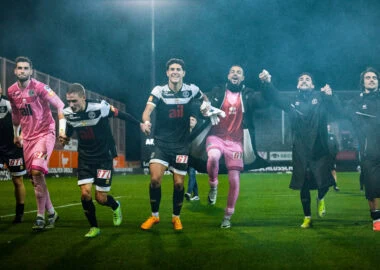 Singoli che si distinguono in un gruppo coeso e di valore 10