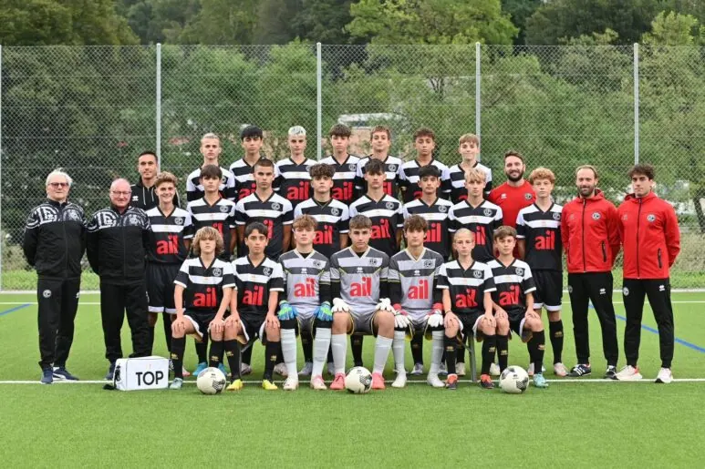 La U15 bianconera pronta per l'esperienza finale di Coppa Svizzera